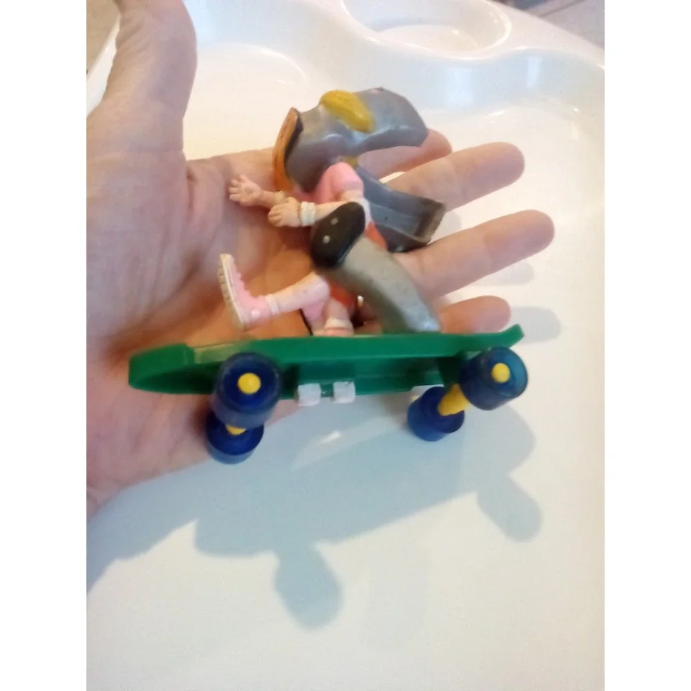 Skateboard Smack-Ups Betty Bumpers Loose 4